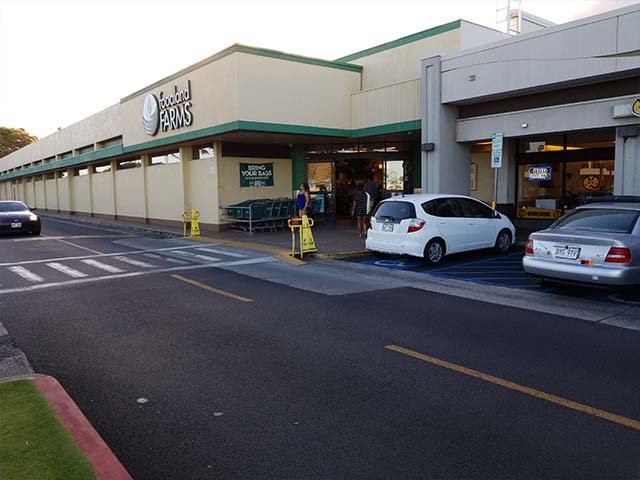 best outlets in Honolulu