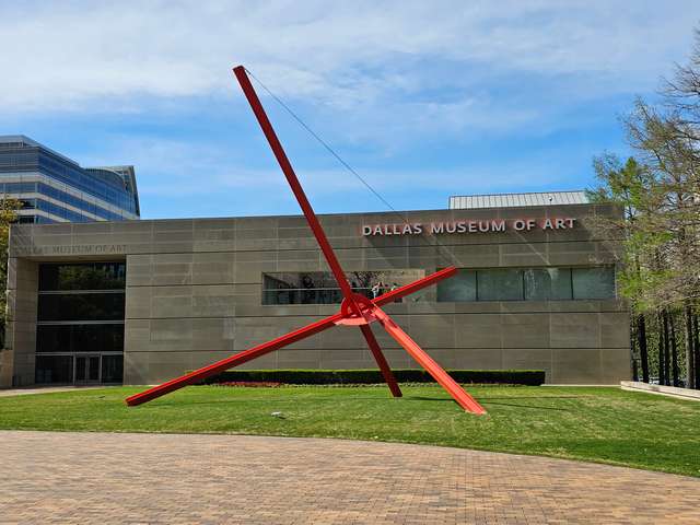 unusual things to do in Dallas