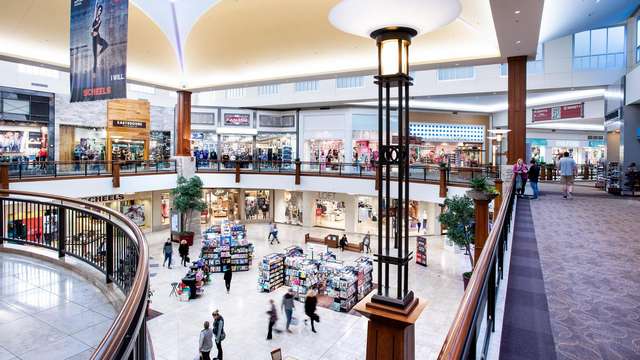 Eden Prairie Center in Minneapolis