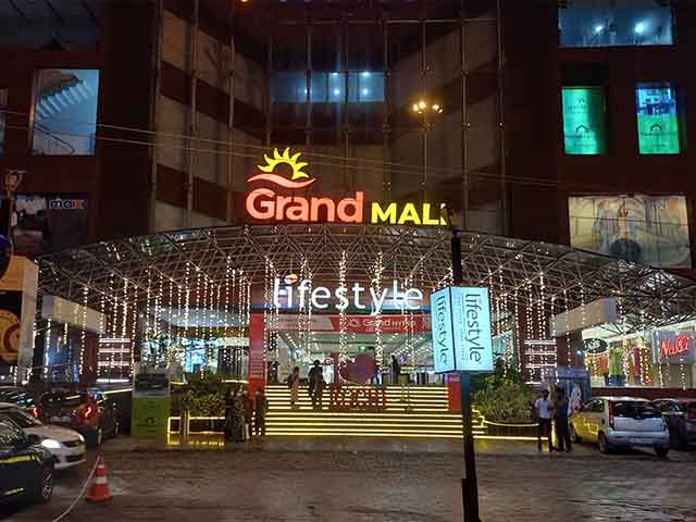 shopping mall in Kochi