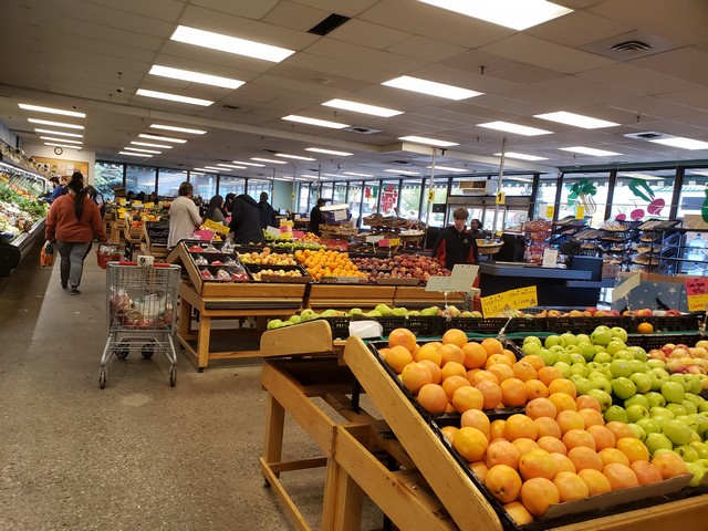 H&W Market Edmonton
