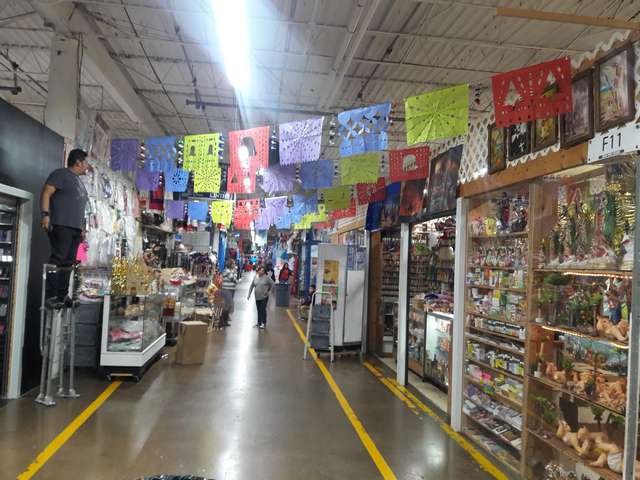 Harry Hines Bazaar Dallas