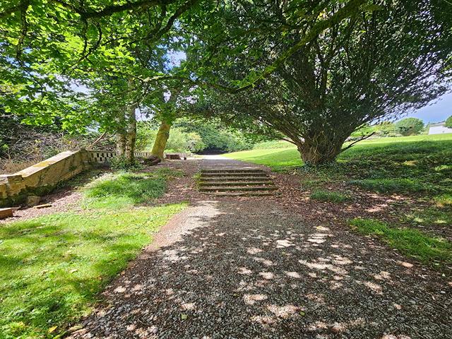 Knockreer Park in Killarney