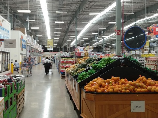 Las Plazas Outlet in Cancun
