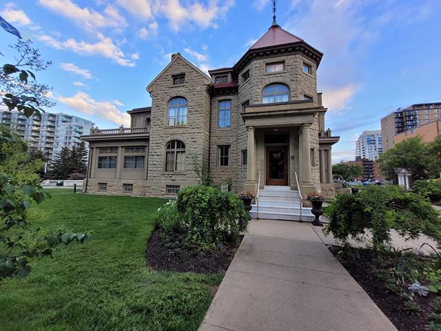 top landmarks in Calgary