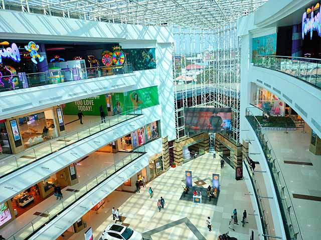 shopping malls in Kochi Kerala