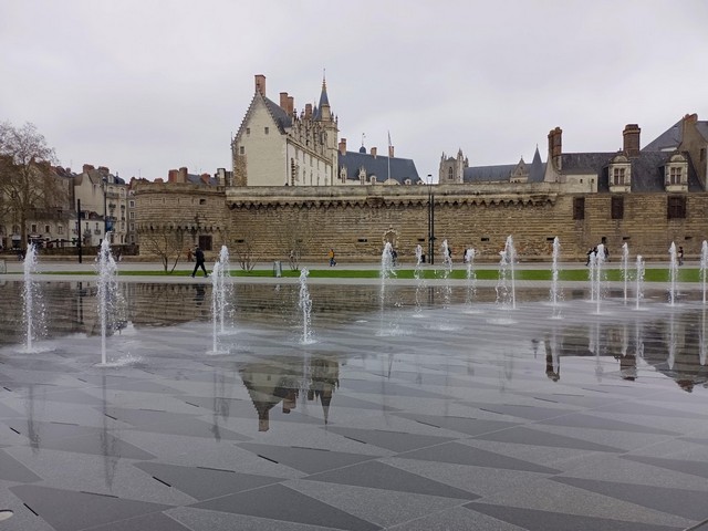 Miroir d'eau Square Nantes