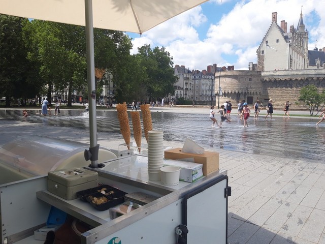 Miroir d'eau Square in Nantes