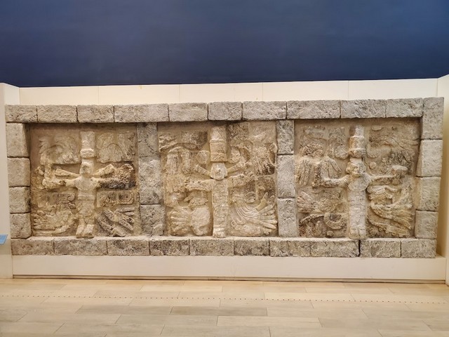 Museo Maya de Cancun y Zona Arqueologica de San Miguelito
