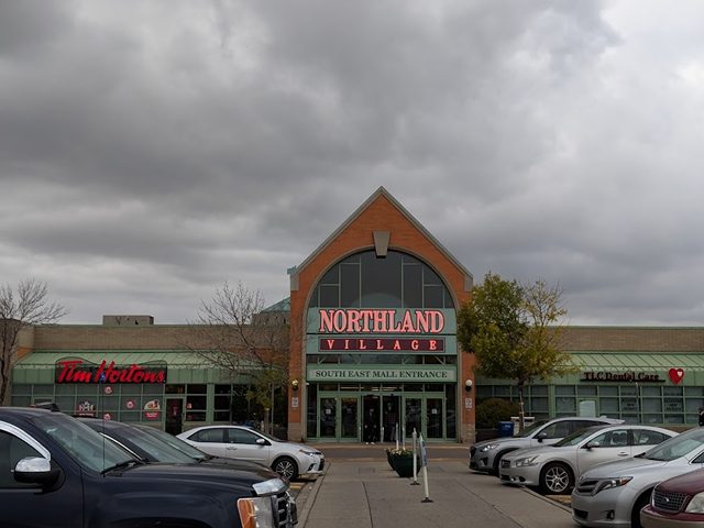 shopping malls in Calgary