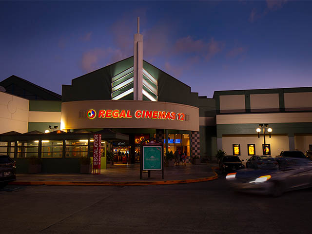 best shopping center in Honolulu