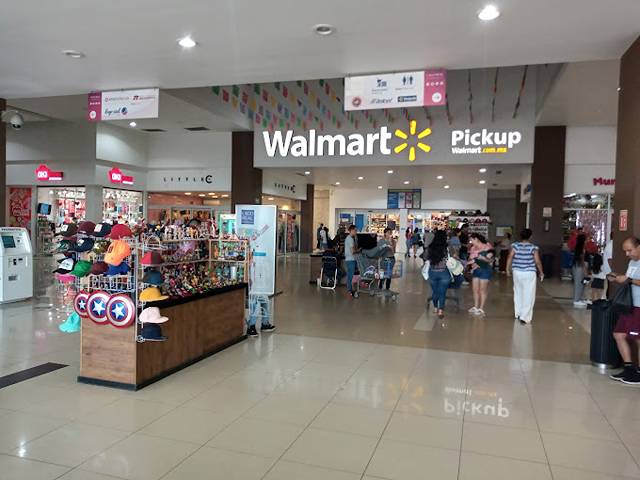 best mall in Puerto Vallarta