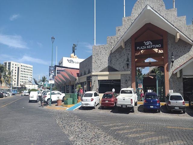 malls in Puerto Vallarta
