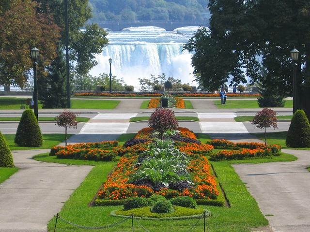 parks in Niagara Falls Ontario