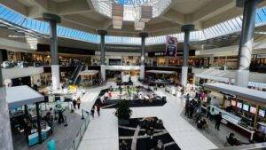 shopping malls in Minneapolis
