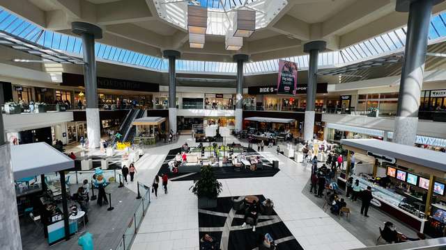 Ridgedale Center Minneapolis