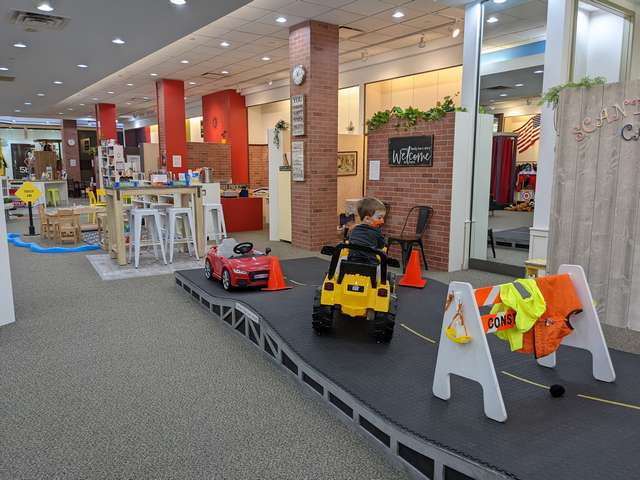 Ridgedale Center inMinneapolis