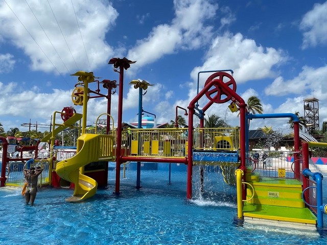 Ventura Water Park Cancun