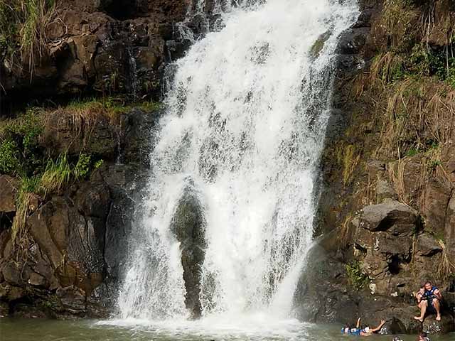 best waterfalls in Honolulu