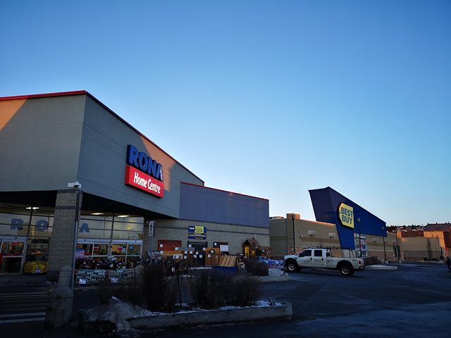 shopping centers in Calgary Alberta