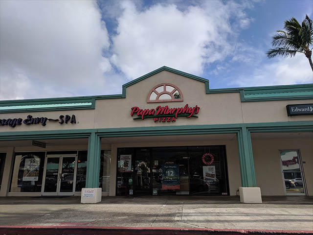 shopping malls in Honolulu