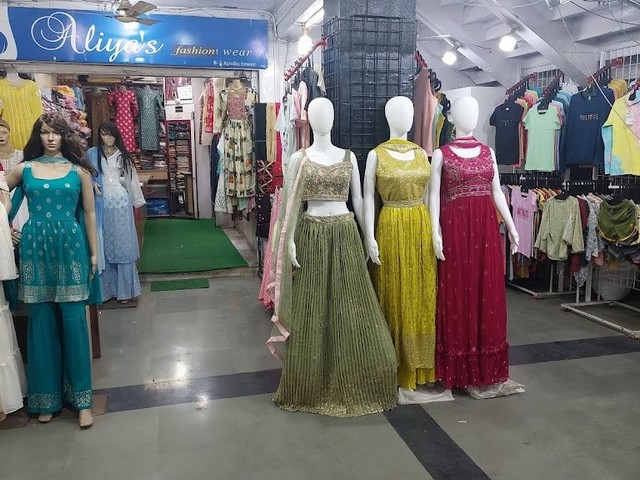 Apollo Market Indore