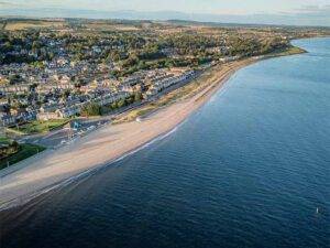 Broughty Ferry Beach Dundee - best attractions in Dundee