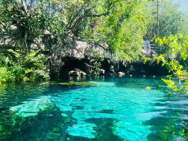 famous lakes in Playa del Carmen