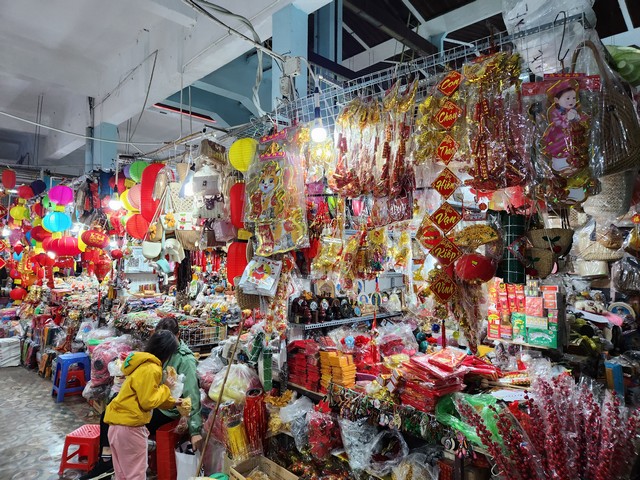 Dong Ba Market Hue