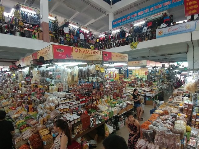 Han Market in Da Nang