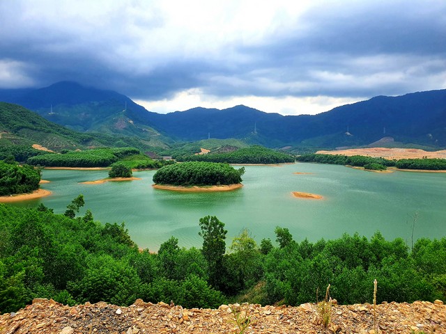 Ho Hoa Trung Hue
