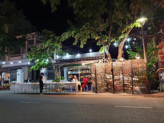 Hue Night Market