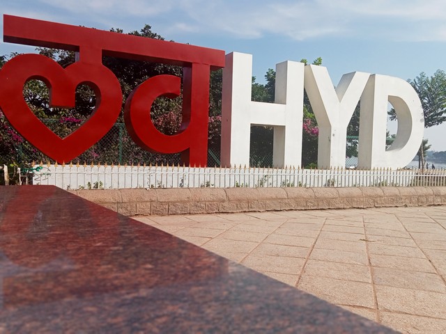 famous landmarks in Hyderabad