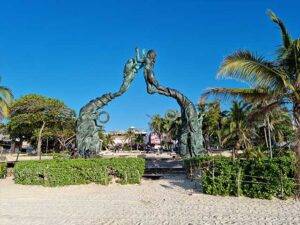 Parque Los Fundadores Playa del Carmen