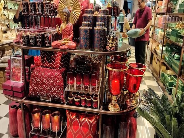 Quest Mall Kolkata