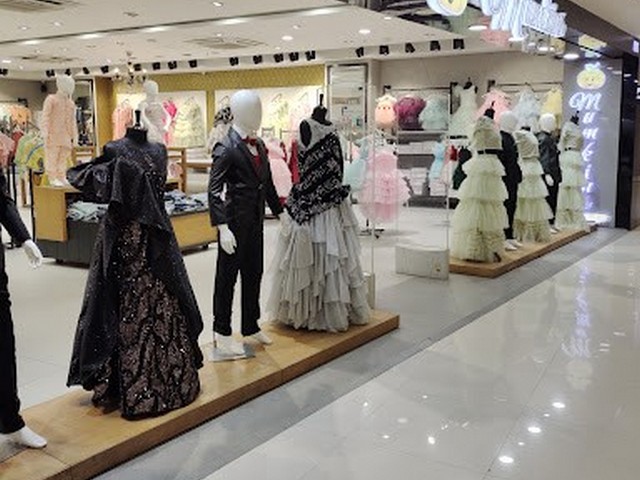 Treasure Island Mall in Indore