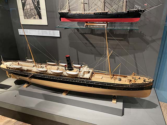 V and A Dundee Art Museum