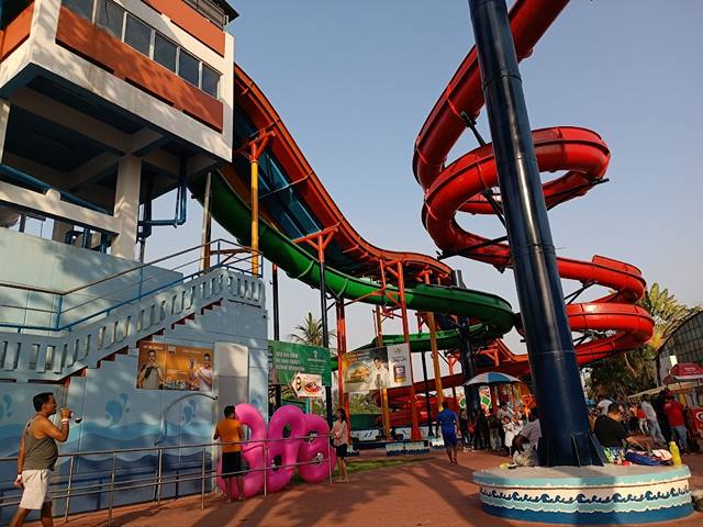 Wet O Wild Water Park Kolkata