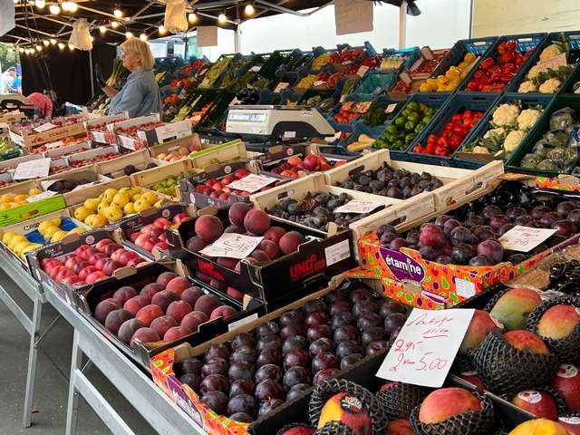 Saturday Market in Antwerp