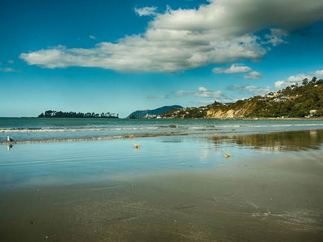 best beaches in Nelson