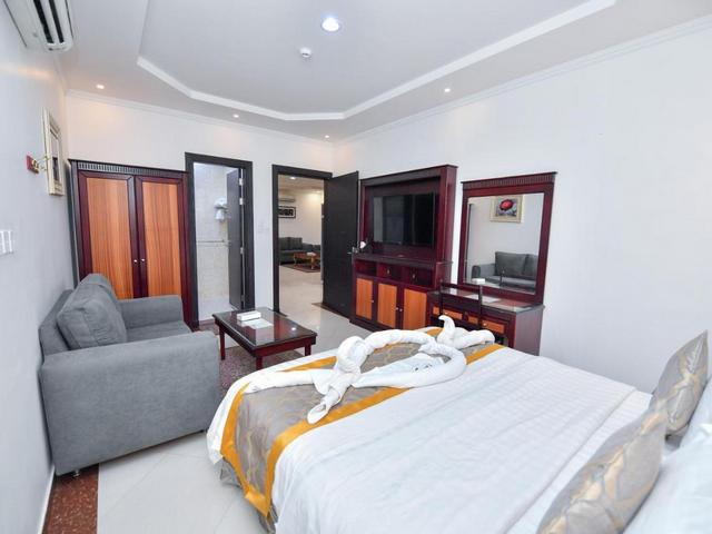 list of hotels in Riyadh
