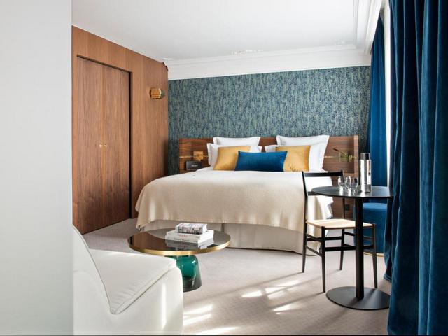 five star hotels in Paris