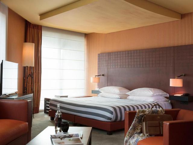 best 5 star hotels in Paris