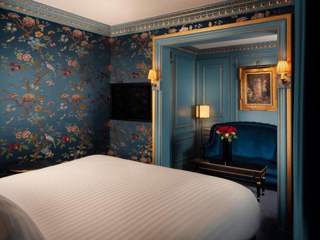 the most romantic hotels in Paris