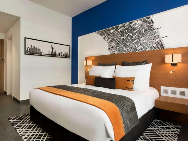 Dubai hotels near beach