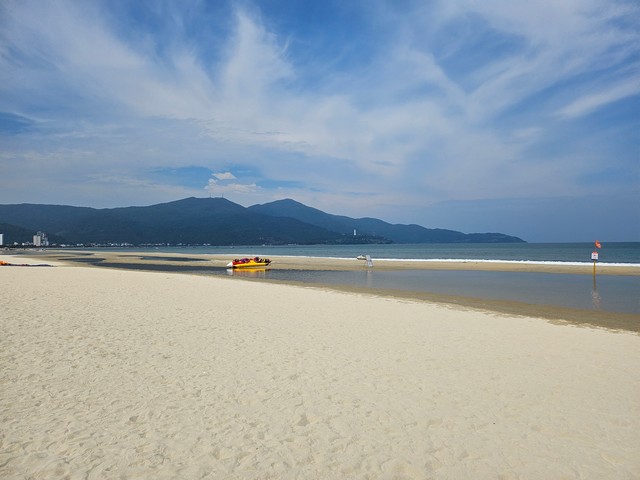 beaches in Da Nang Vietnam