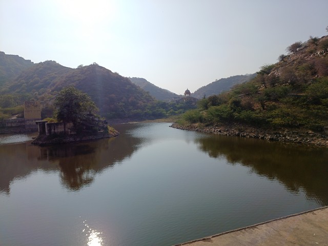 Famous lakes in Jaipur