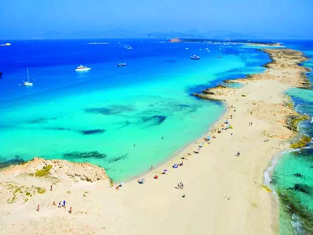 المناطق السياحية في اسبانيا